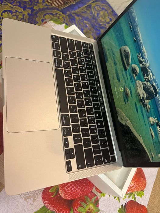 Macbook M2 Pro 8/256