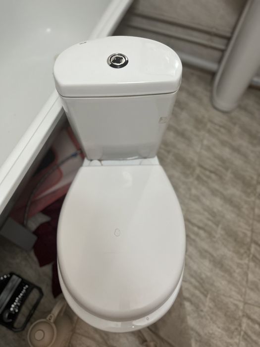 Продам унитаз есть торг