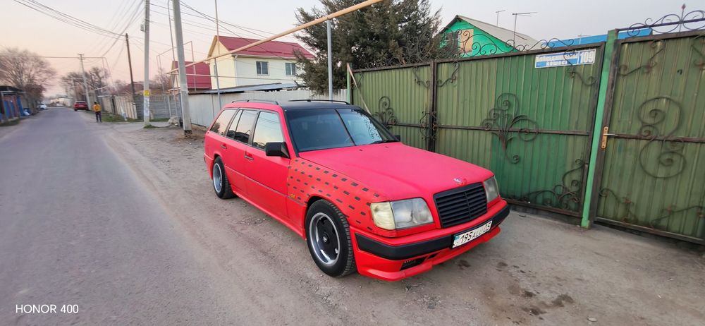 Продам Мерседес Е300