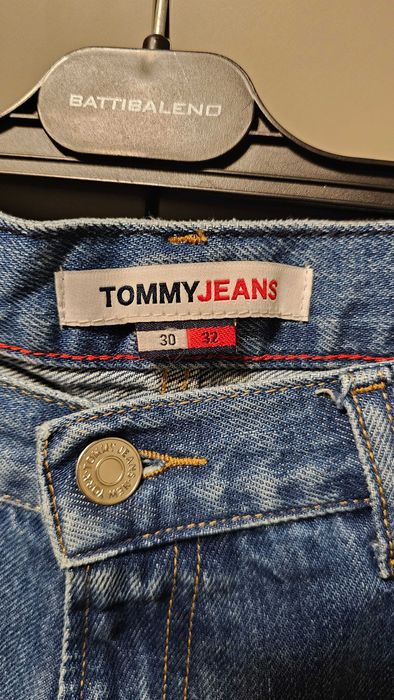 Дамски дънки Tommy Jeans 30/32