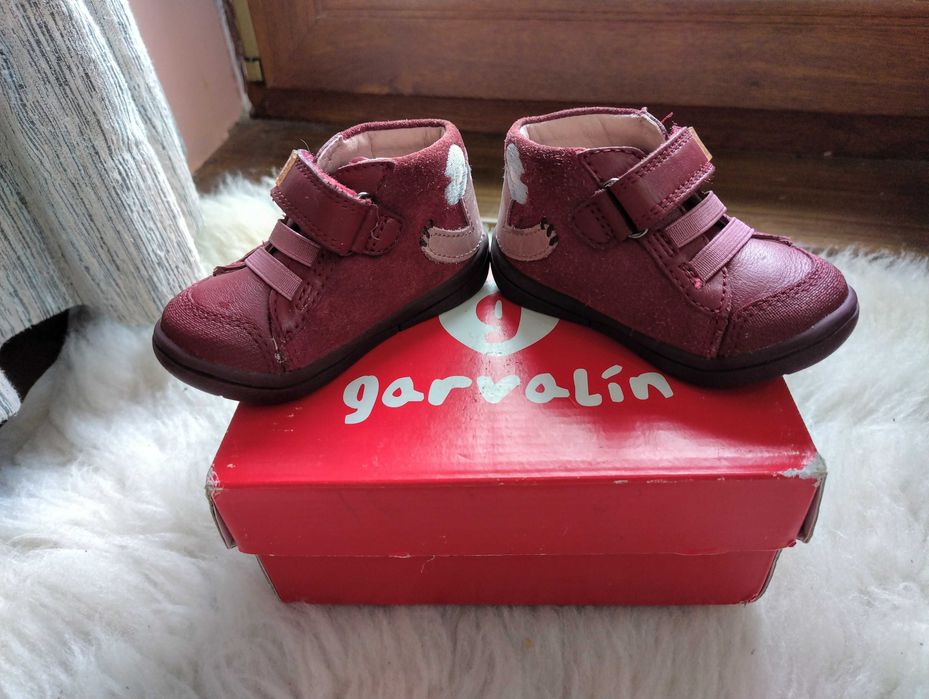 Обувки за прохождане Garvalin