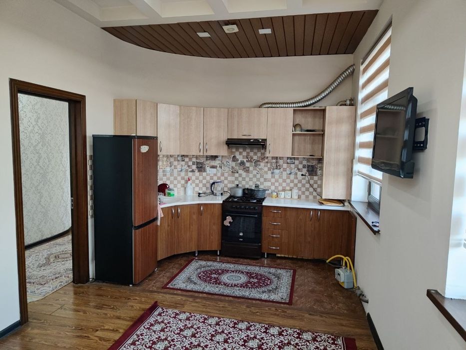 Сдаю свою квартиру, без маклера
187 кв, 4 комнат, 2 санузла, просто