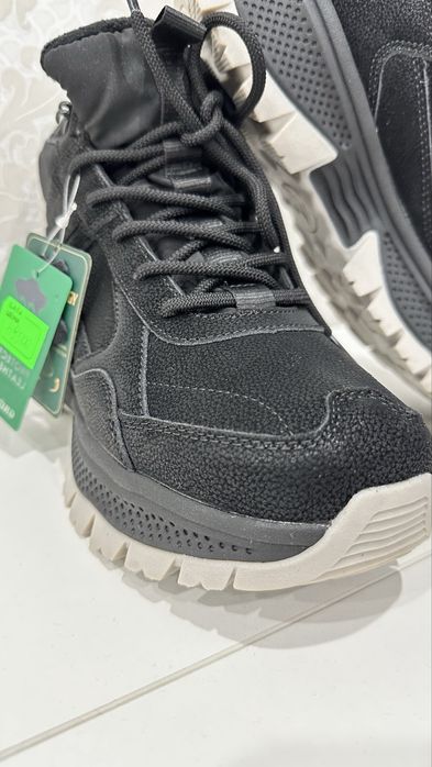 Женская зимняя обувь