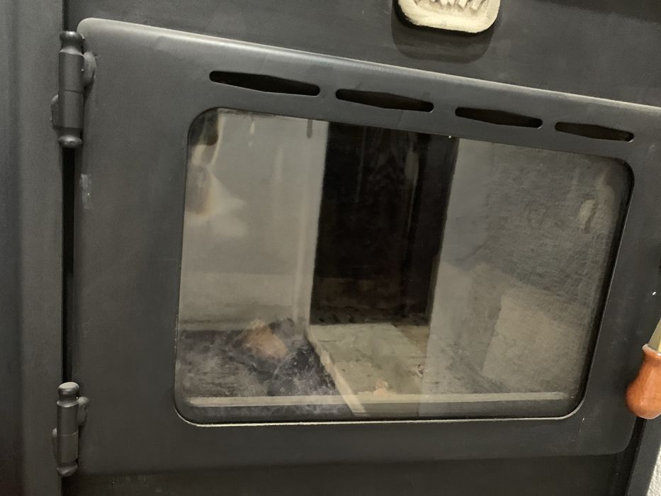 Камина на твърдо гориво, водна риза и фурна “Прити”