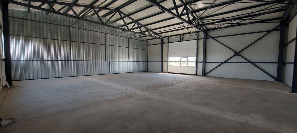 Дава се под наем Склад в Хасково, Център - 235 кв.м за 816 € - Снимка #2