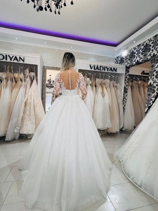 Vând Rochie de mireasa, Vladiyan Royal