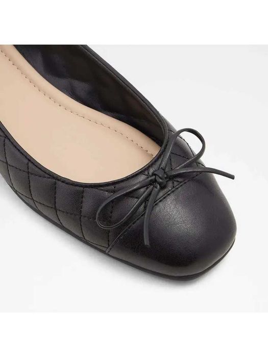 Продам новые балетки Aldo