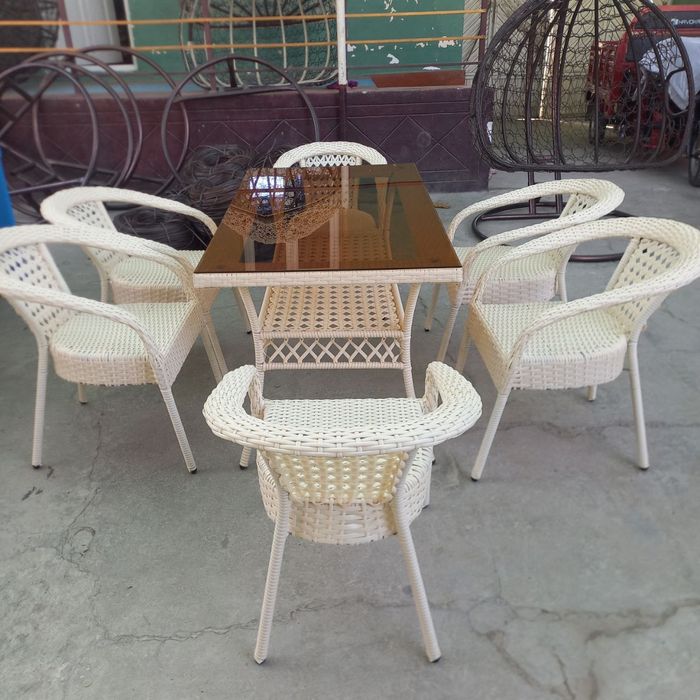 Ratan stol stullar olami