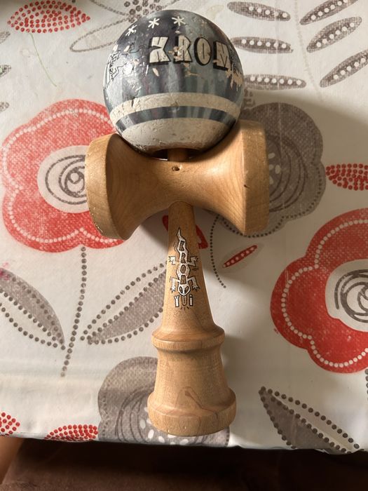 Kendama Krom YUI