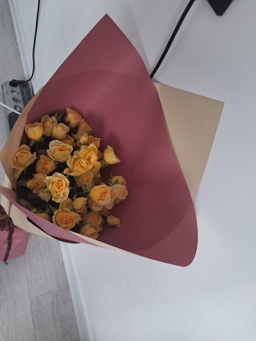 Продам цветы 3000