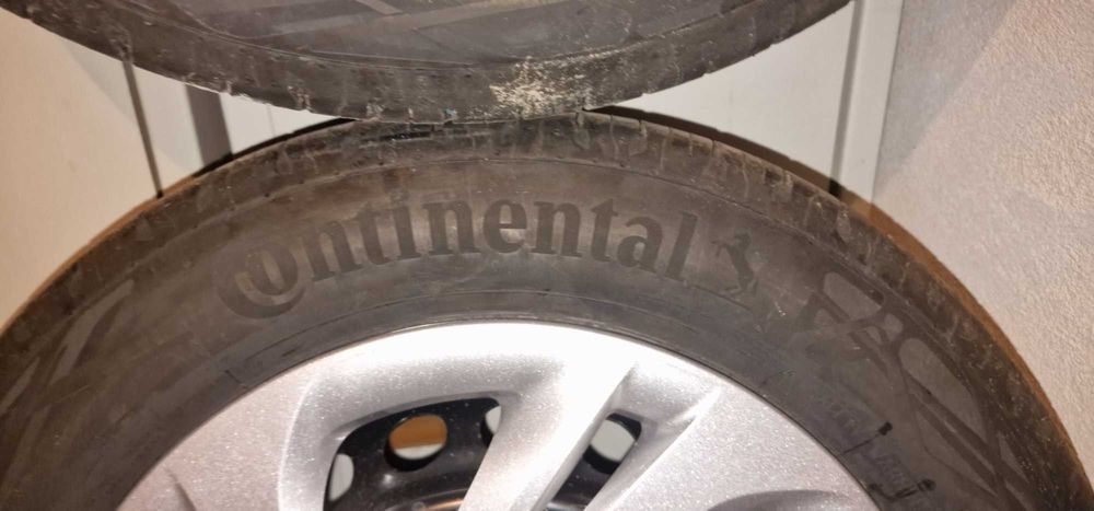 Чисто нов комплект от 4 броя летни гуми Continental 175/65 R14 + джант