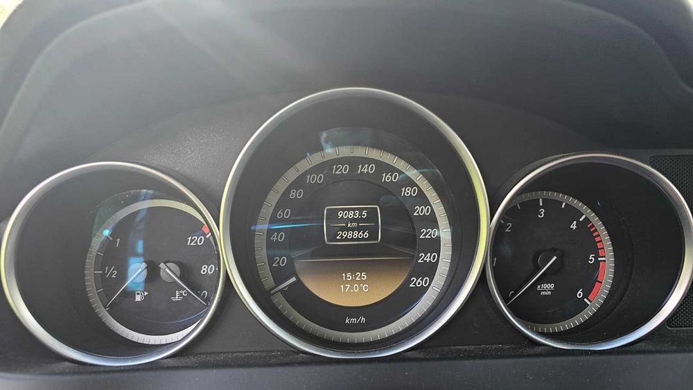 MERCEDES-BENZ C-Class 2011 — imagine 4