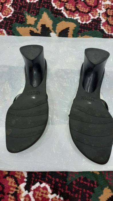 Продам босоножки