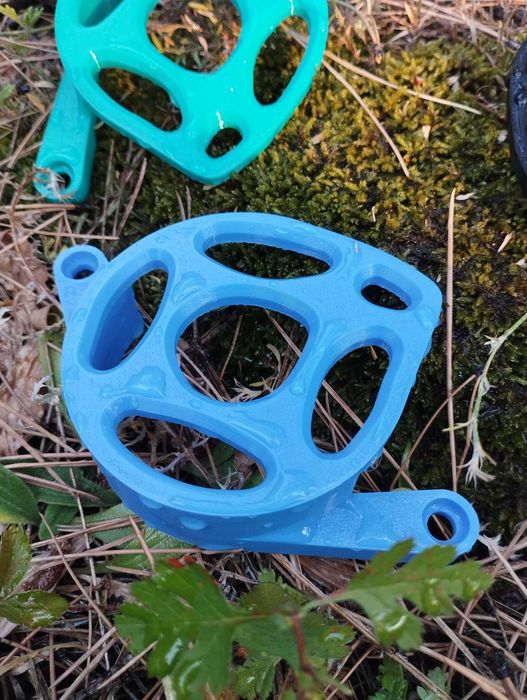 3D Принтиран Motor Cover за Surron и Talaria