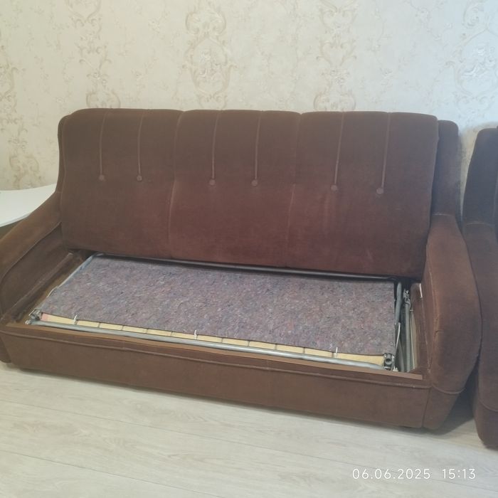 Диван и два кресла