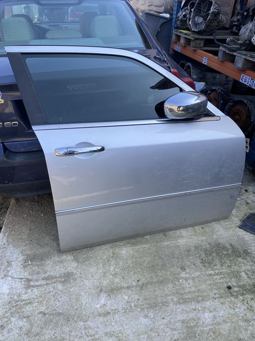 Portiera Dr Fata Chraysler C300 pret 500 lei