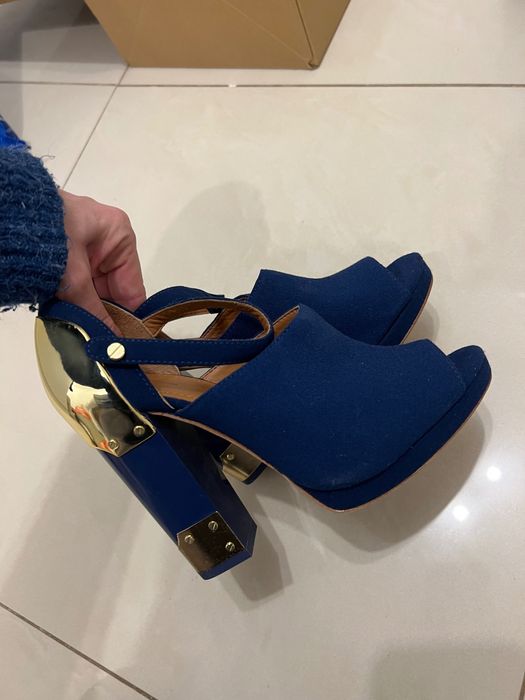 Other Stories, Cesare Paciotti обувки