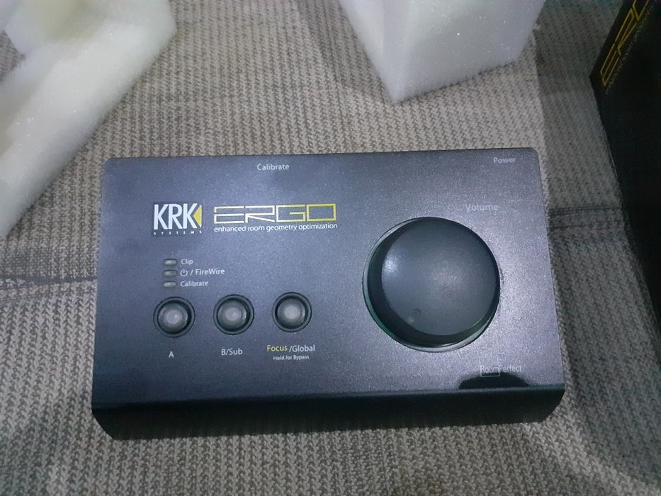 KRK VXT 4 студийные мониторы ,пара,продам.