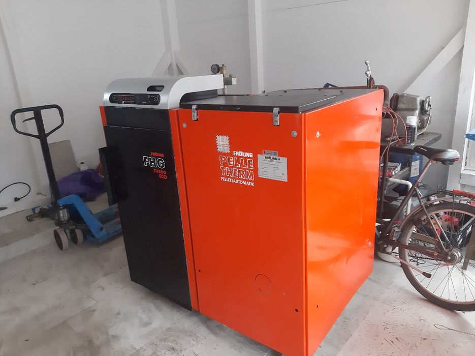 Centrală froling pe lemne și pereți