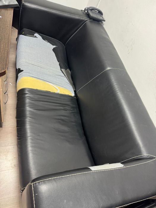 Срочно продается диван