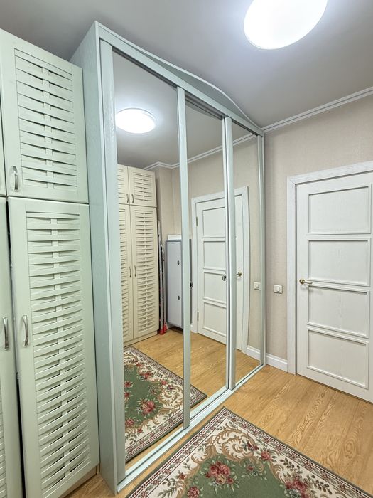 Продам шкафы для гардеробной