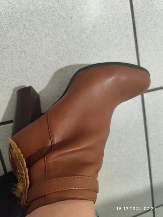 Дамски боти от естествена кожа