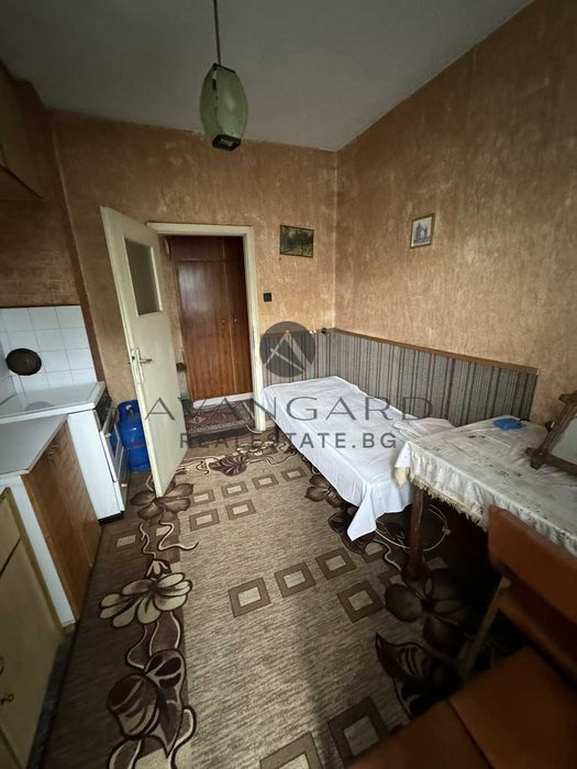 Продава се Двустаен апартамент в Пловдив, Христо Смирненски - 65 кв.м за 1115 €/кв.м - Снимка #3