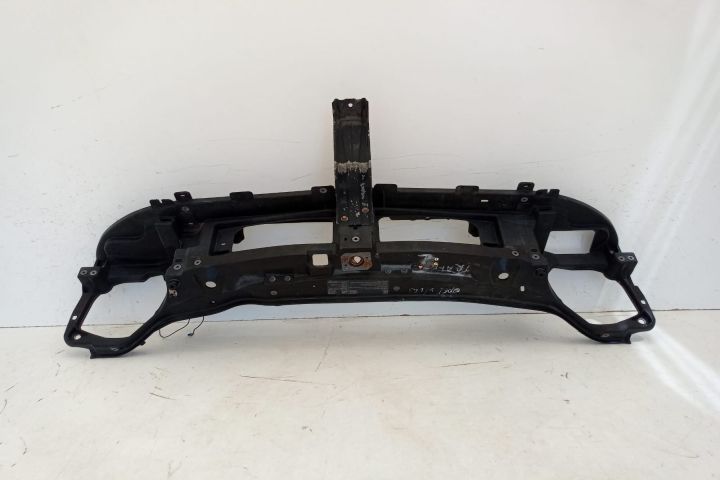 Trager calandru / panou frontal 8200411923 Renault Trafic a 2-a gener