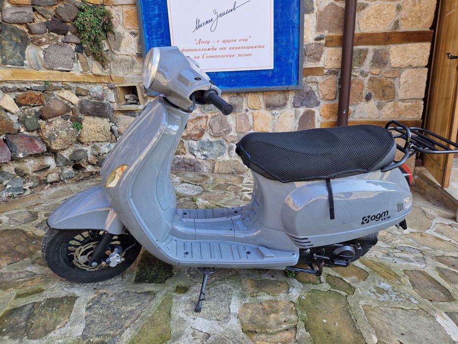 Ретро скутер capri