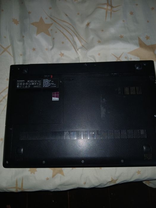 Vând  sau  schimb cu telefonul  samsung a17 5g și 16 5g laptop LENOVO  folosit foarte puțin!