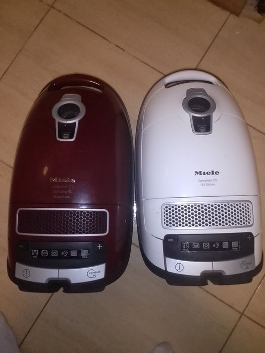 Vând aspirator miele c3