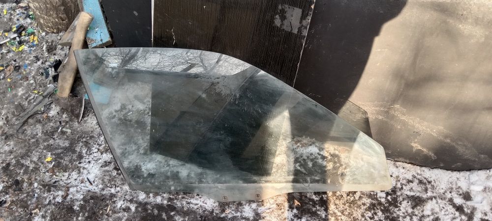 Запчасти Митсубиси Галант Е33