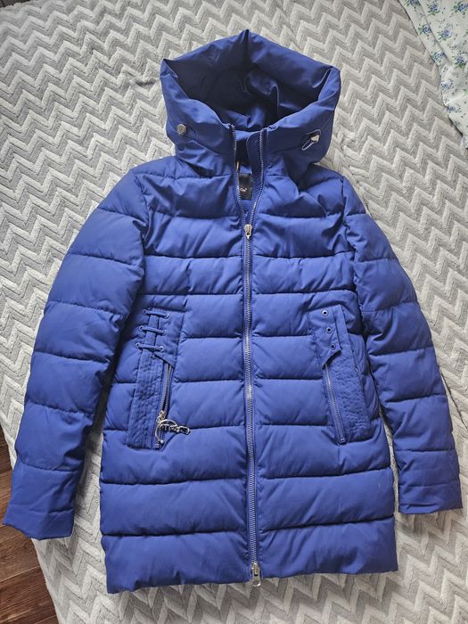 Отдам бесплатно куртку для девочки на 10-12лет