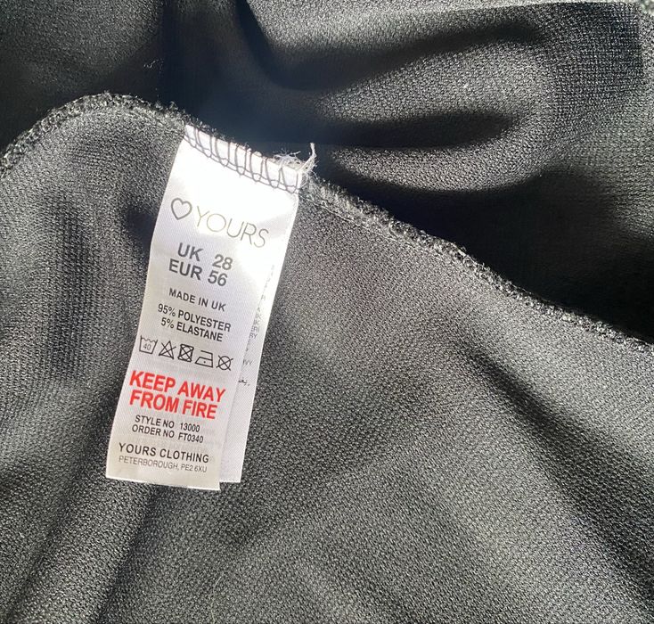 Pantaloni dama marime 56