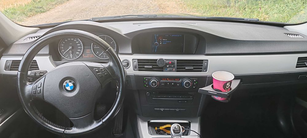 BMW 320 D 2010 , functioneaza impecabil.