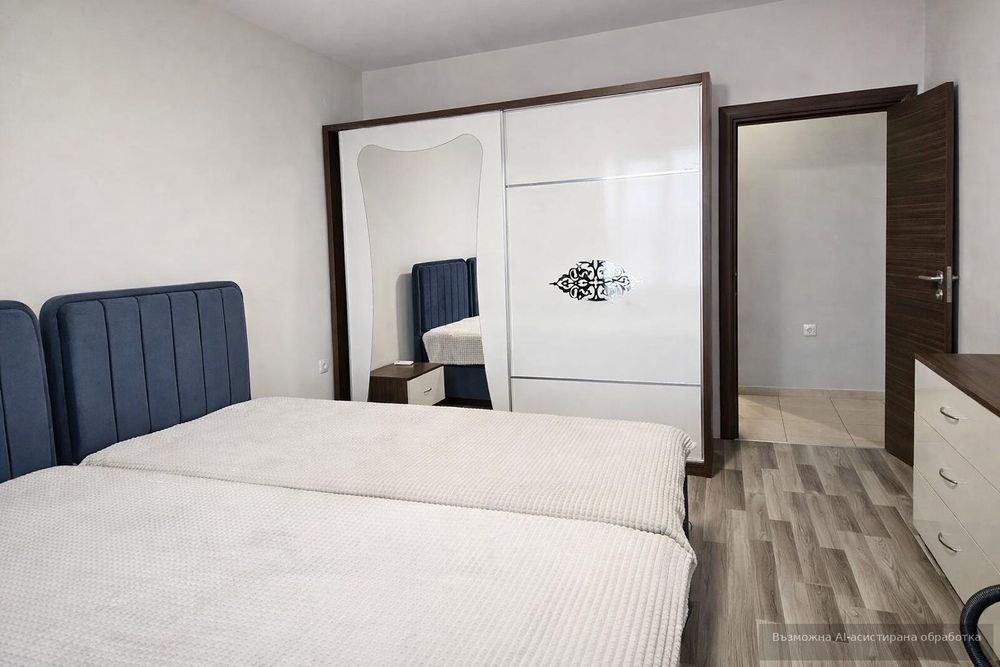 Тристаен апартамент под наем в Център