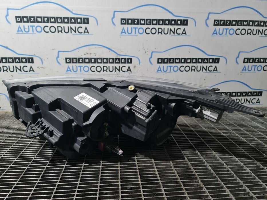 Far Dreapta Opel Crossland Facelift 2020 - 2025 SUV 4 Usi (1359) LED Adaptiv 39153434