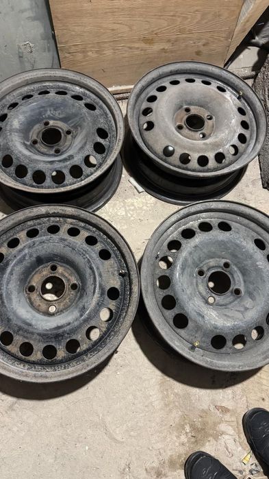 Продам штампованные диски