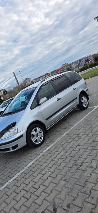 Vând Ford Galaxy 
Motor 1.9
116 CP
An 2005
Acte valabile,ofer fiscal
M