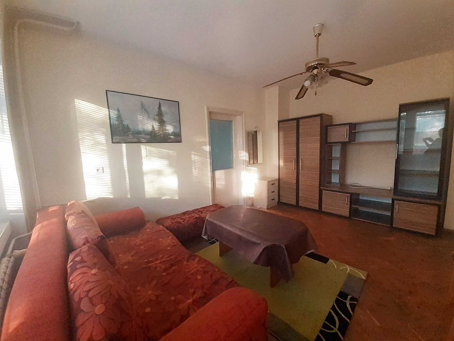 Двустаен под наем до РУМ от СОБСТВЕНИК, гр. Шумен, Добруджански