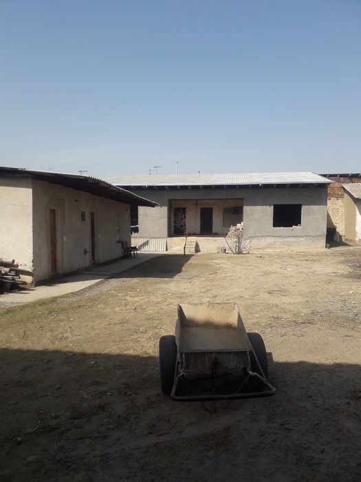 Ховли жой сотилад