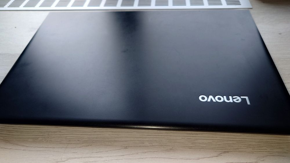 Продам ноутбук Lenovo