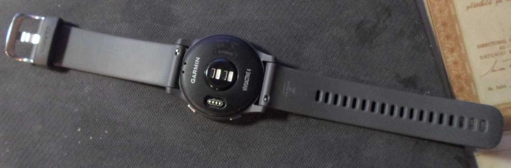 Ceas Garmin Vivoactive 4