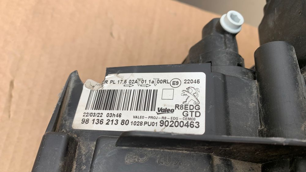 Фар за  Пежо  508