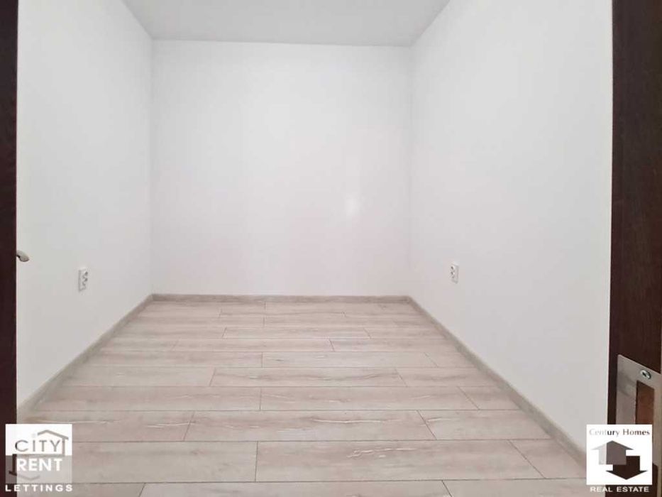 Дава се под наем Офис в Велико Търново, Център - 156 кв.м за 1000 € - Снимка #12