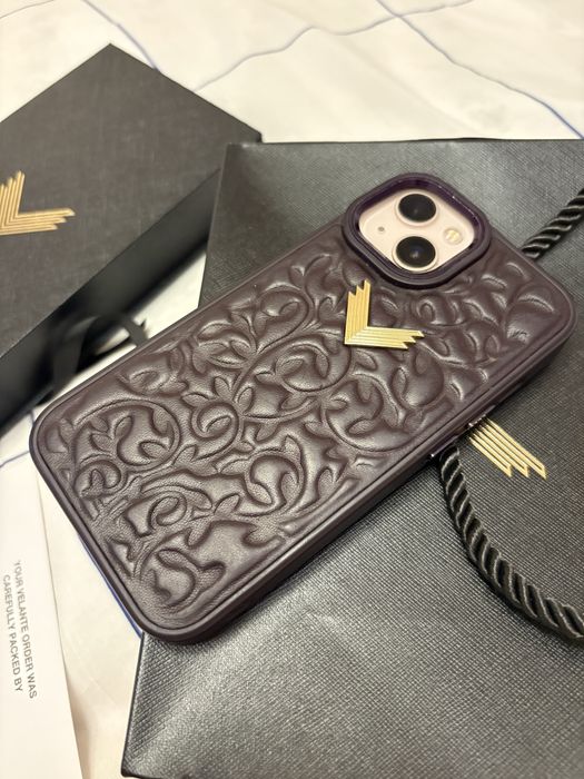 Vand husa Velante iphone 13/14 ca noua