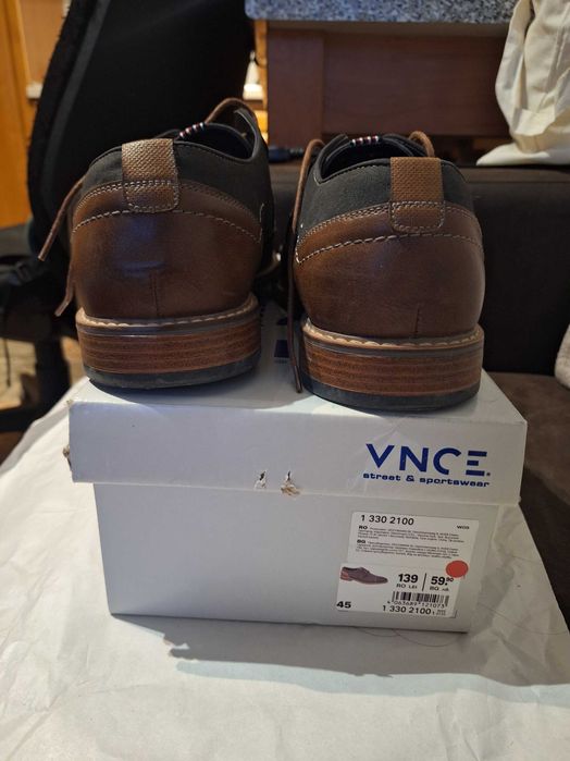 Мъжки спортно-елегантни обувки