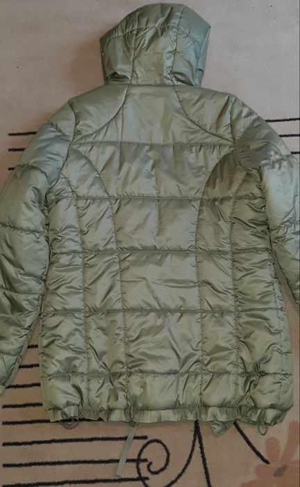 Дамско зимно спортно яке