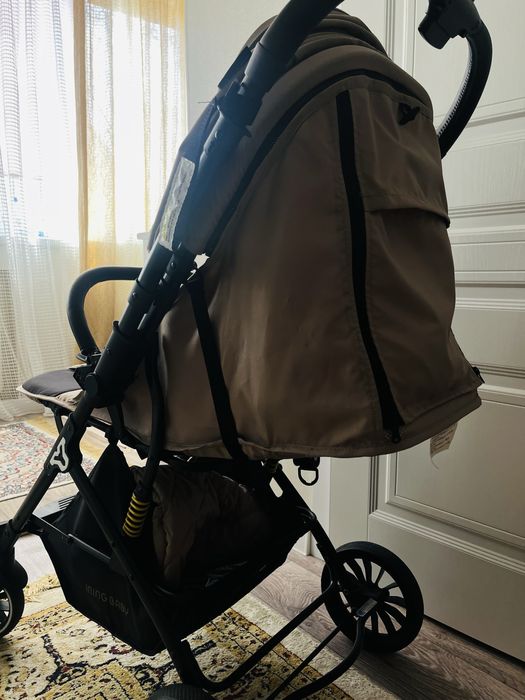 Коляска прогулочная, легкая . Есть торг