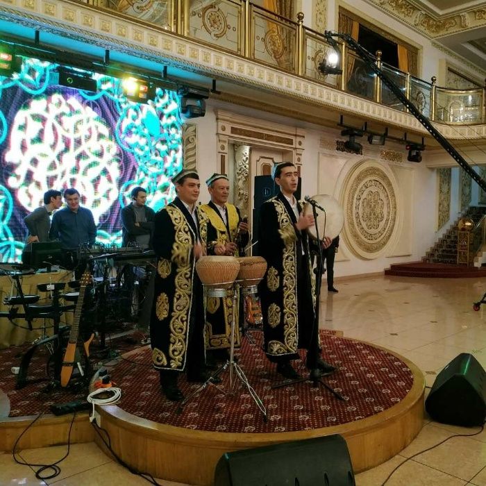 "Наво" халқ карнай ва сурнай жамоаси.